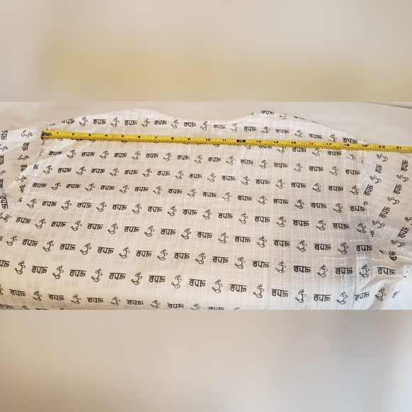 Veda Long Sleeve White and Black V-neck Top, Size: Lg. - Picture 9 of 9